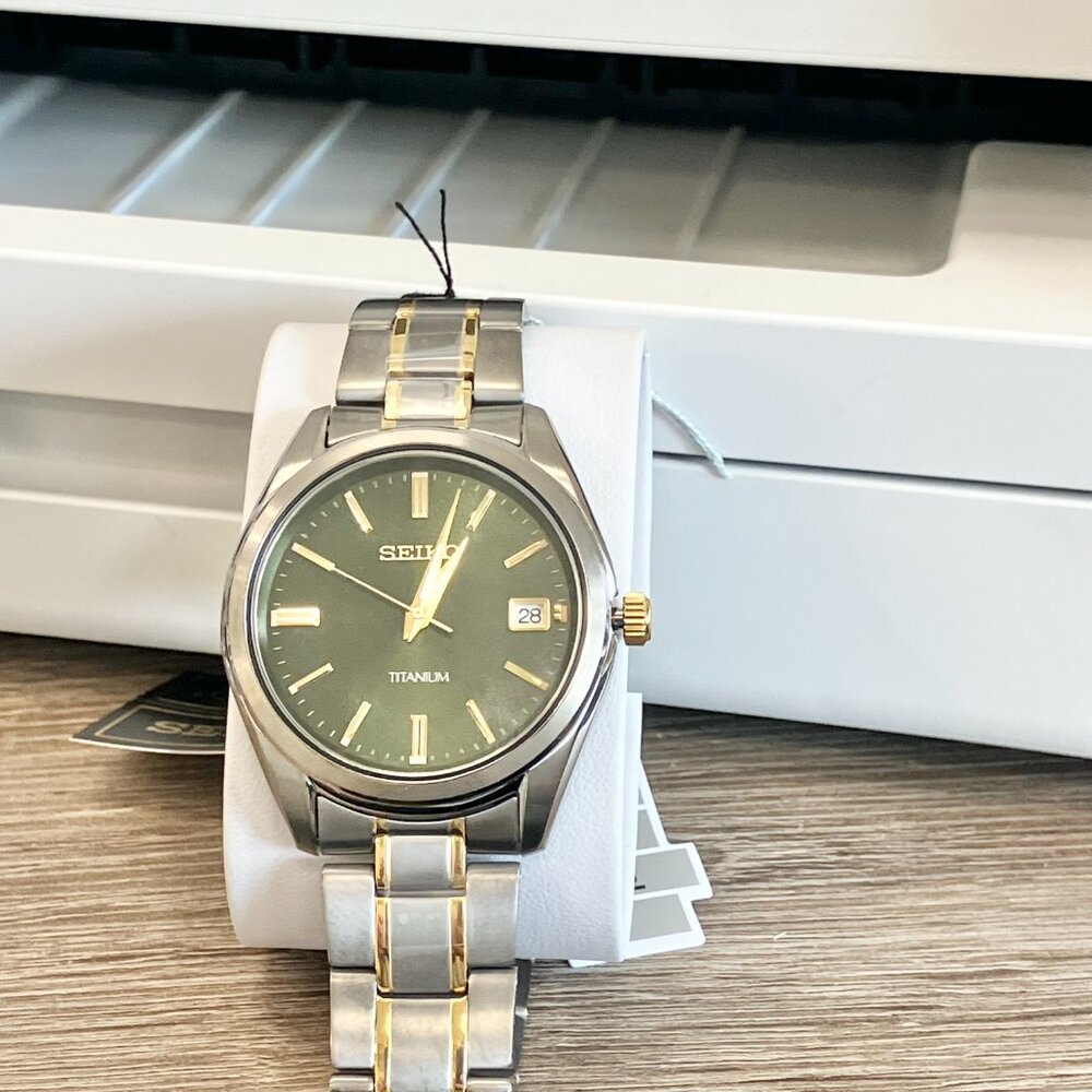 Seiko Titanium Watch With Date Calendar SUR377